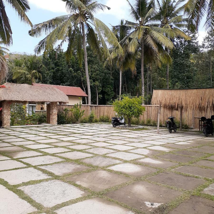The Hamlet Hotel Kuta  ภายนอก รูปภาพ
